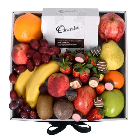 Classic Fruit Box with Chocs